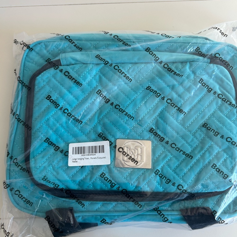NWT Bang & Carsen Large Travel Bag with Hook Turquoise 12"L x 4"W x 9"H - Picture 11 of 11